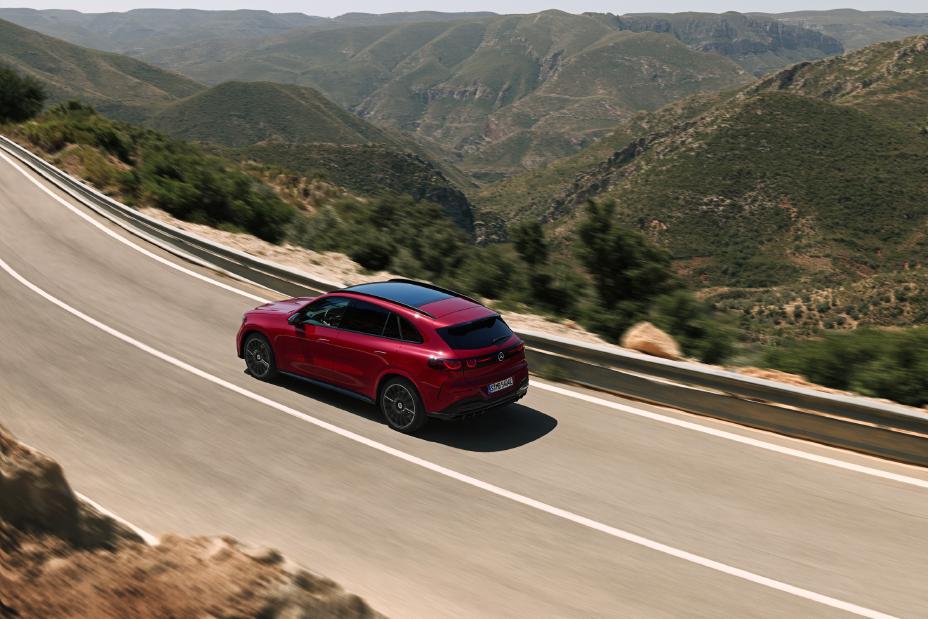 2026 Mercedes-Benz GLC Front View