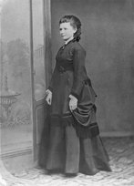 first-female-automotive-pioneer-bertha-benz-inducted-into-hall-of-fame-4