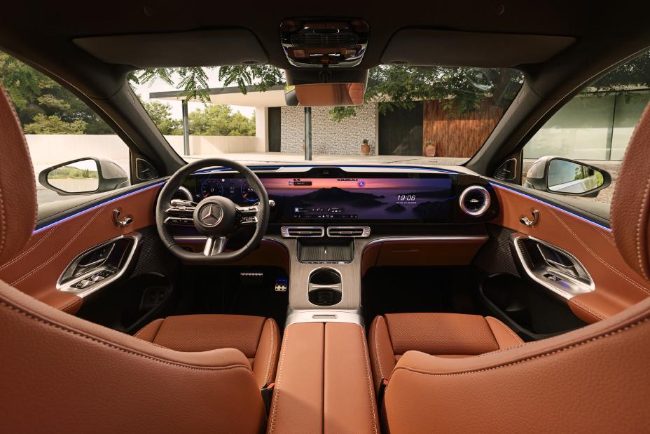 2026 Mercedes-Benz GLC Infotainment Display