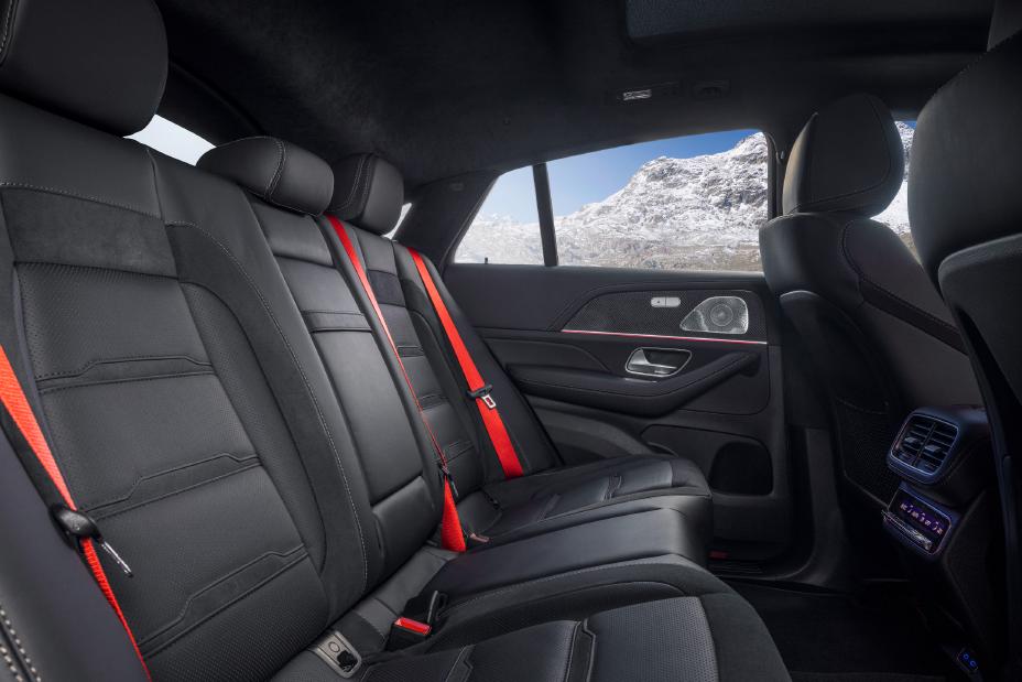 Mercedes-Benz GLE Cabin Details